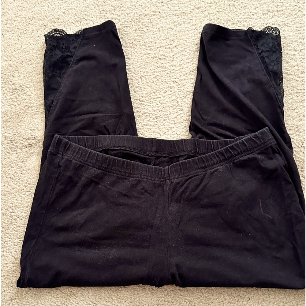 Black Cropped Leggings with Lace Insets
